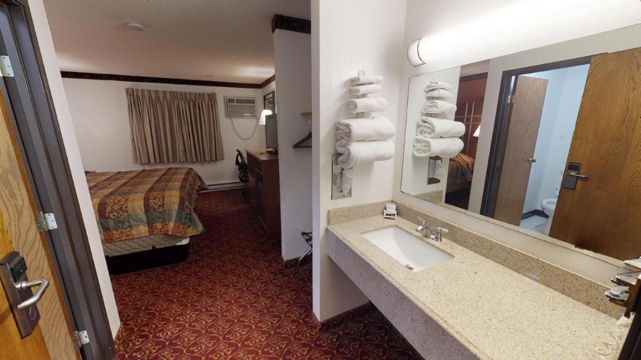 Waconia Inn&Suites Eksteriør billede