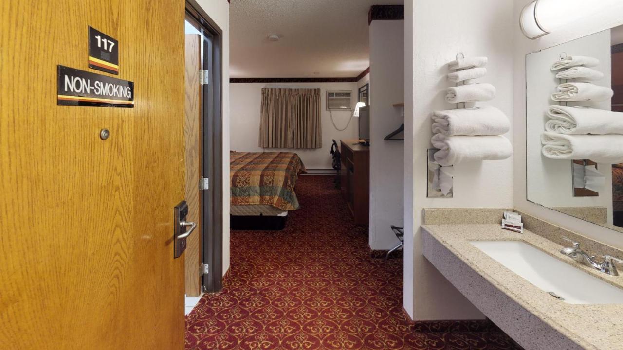 Waconia Inn&Suites Eksteriør billede